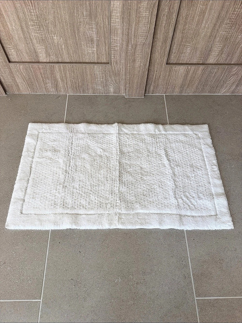 Waterworks White Cotton Bath Rug 24”1x40”